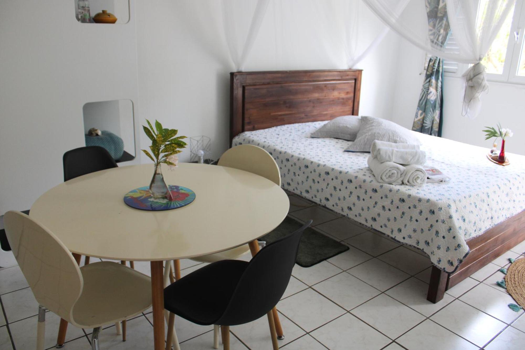 Le Colibri Et Le Frangipanier Apartment Ла Трините Екстериор снимка